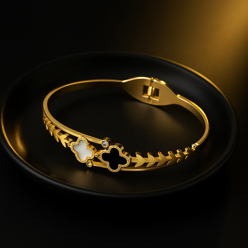 Dual Clover Charm Bangle | Anti Tarnish | Stainless Steel