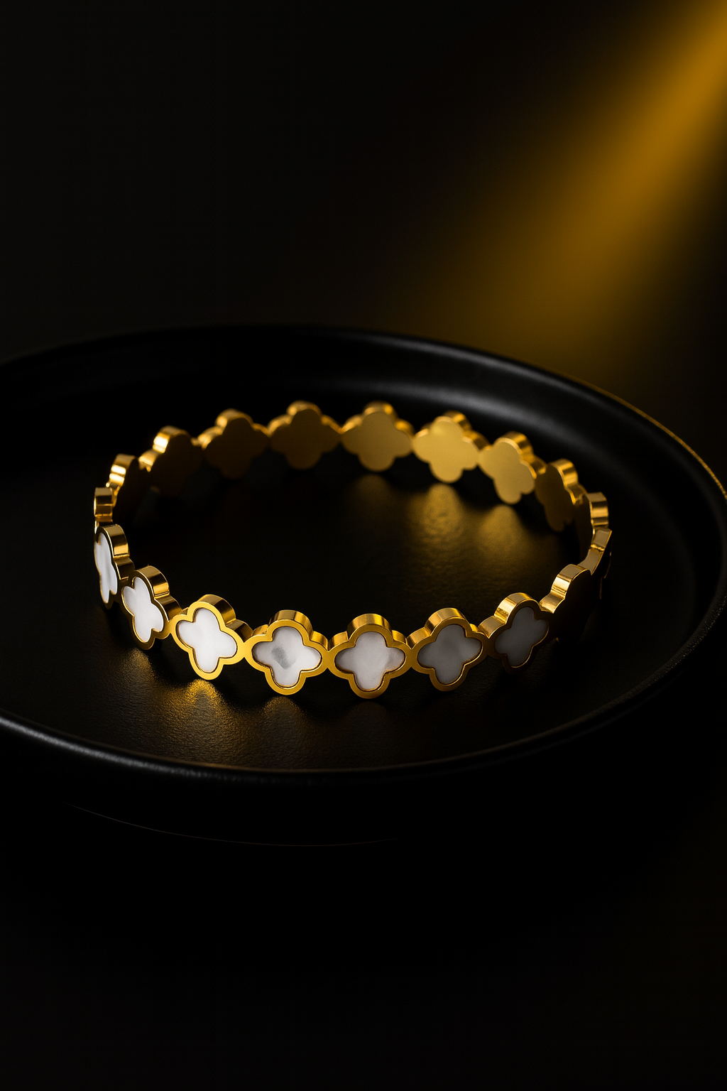 Gold Clover Design Bangle Bracelet | Anti Tarnish | Stainless Steel