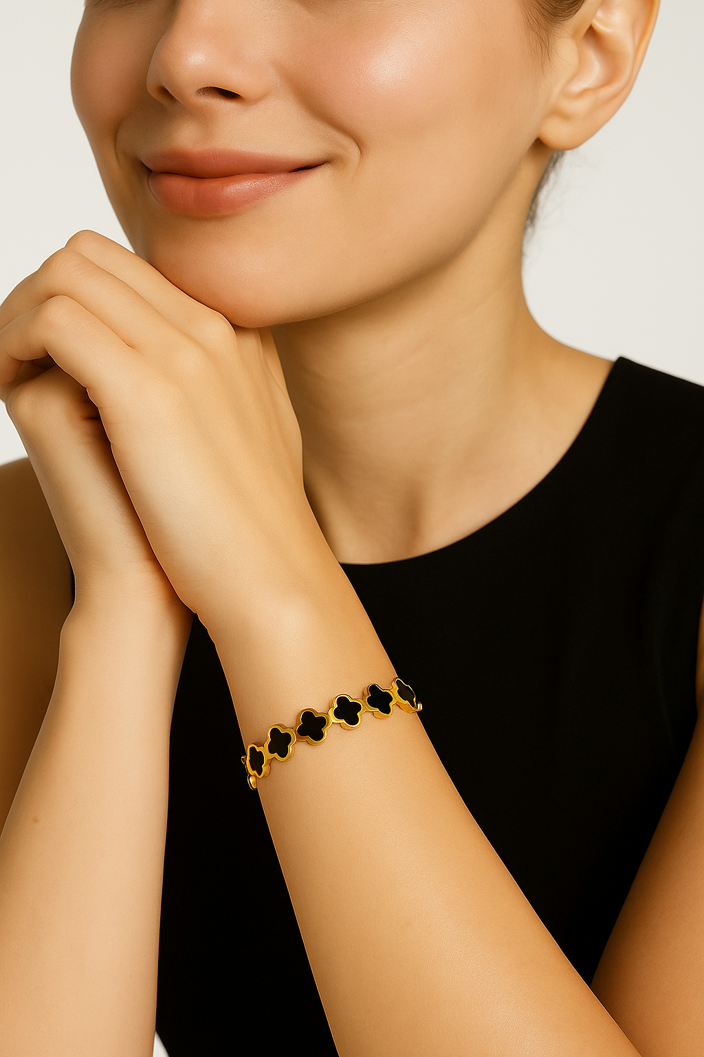 Gold Clover Cutout Bracelet for Women | Anti Tarnish | Stainless Steel