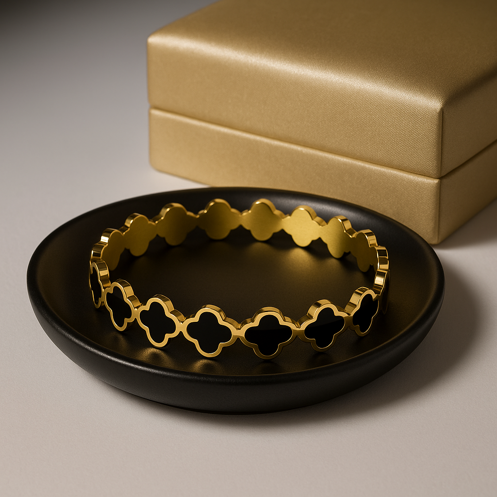 Gold Clover Cutout Bracelet for Women | Anti Tarnish | Stainless Steel