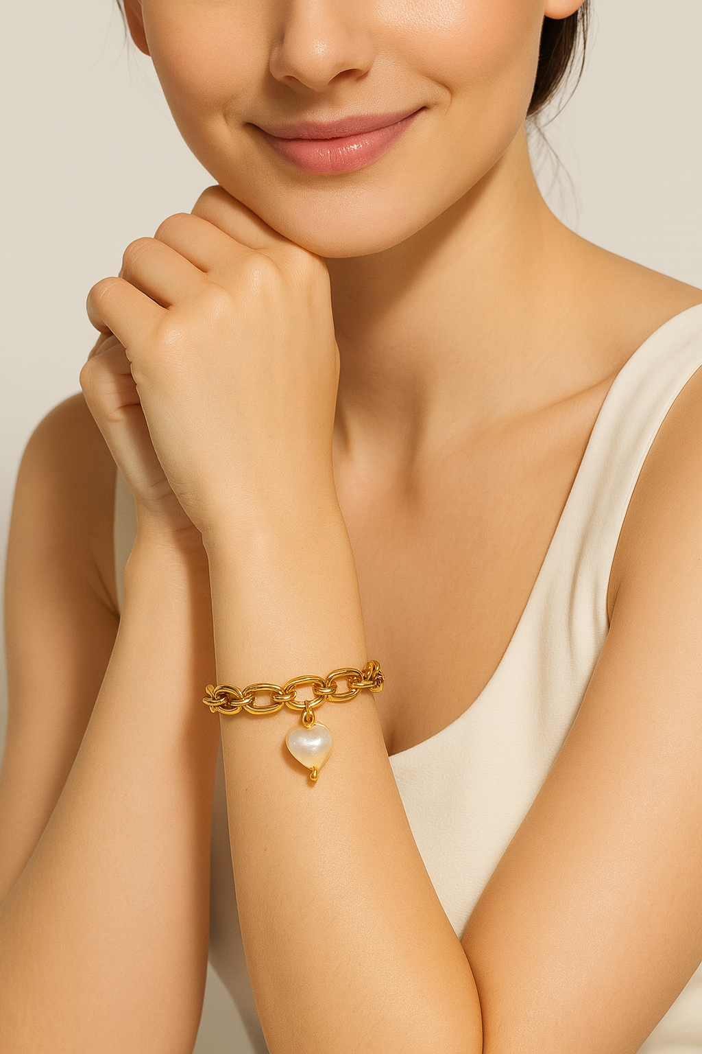 Chunky Link Bracelet with Pearl Heart Charm for Women | Anti Tarnish | Stainless Steel