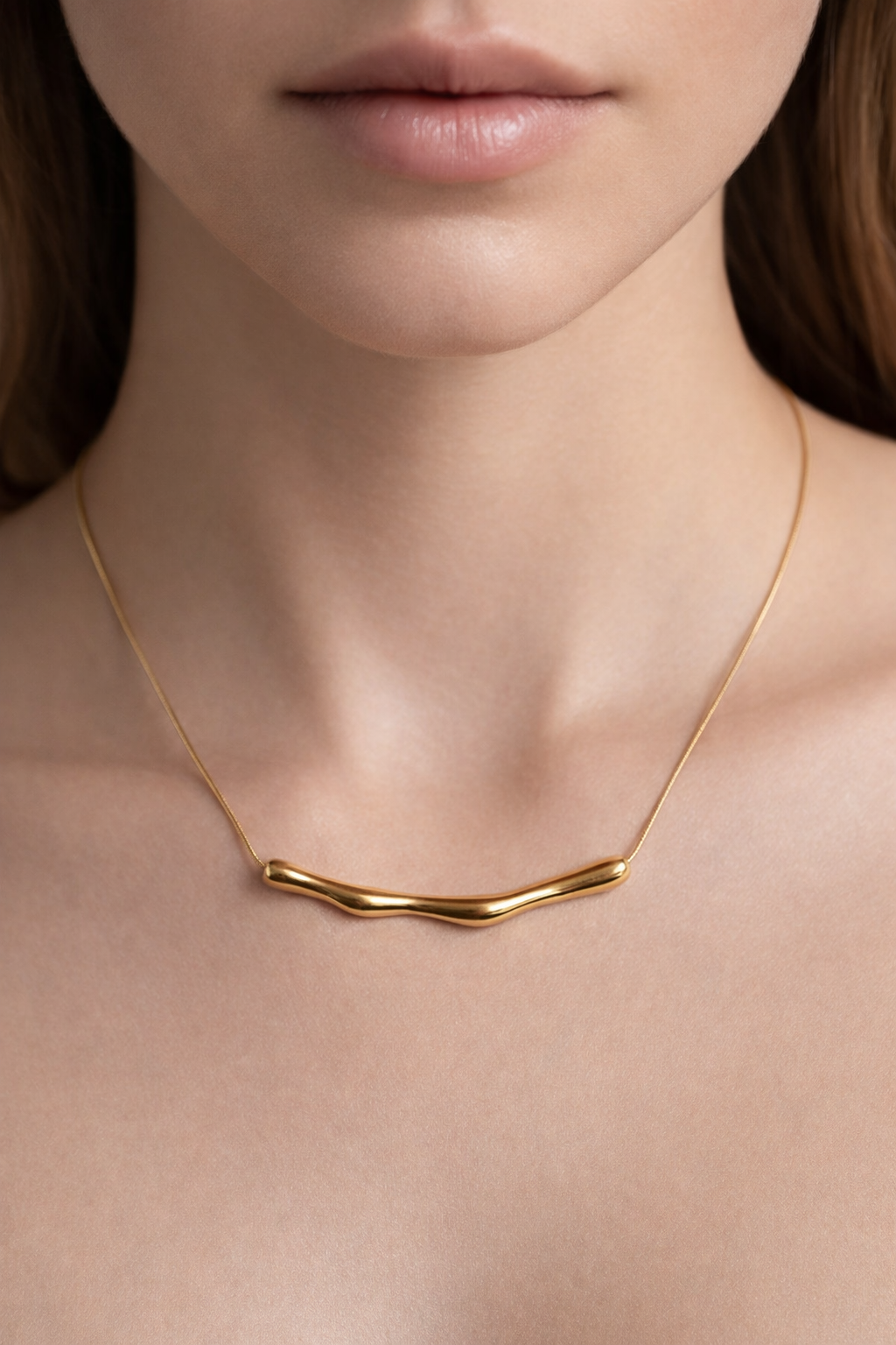 Minimal Gold Curved Bar Pendant Necklace for Women – Modern Elegant Jewelry | Anti Tarnish - Stainless Steel