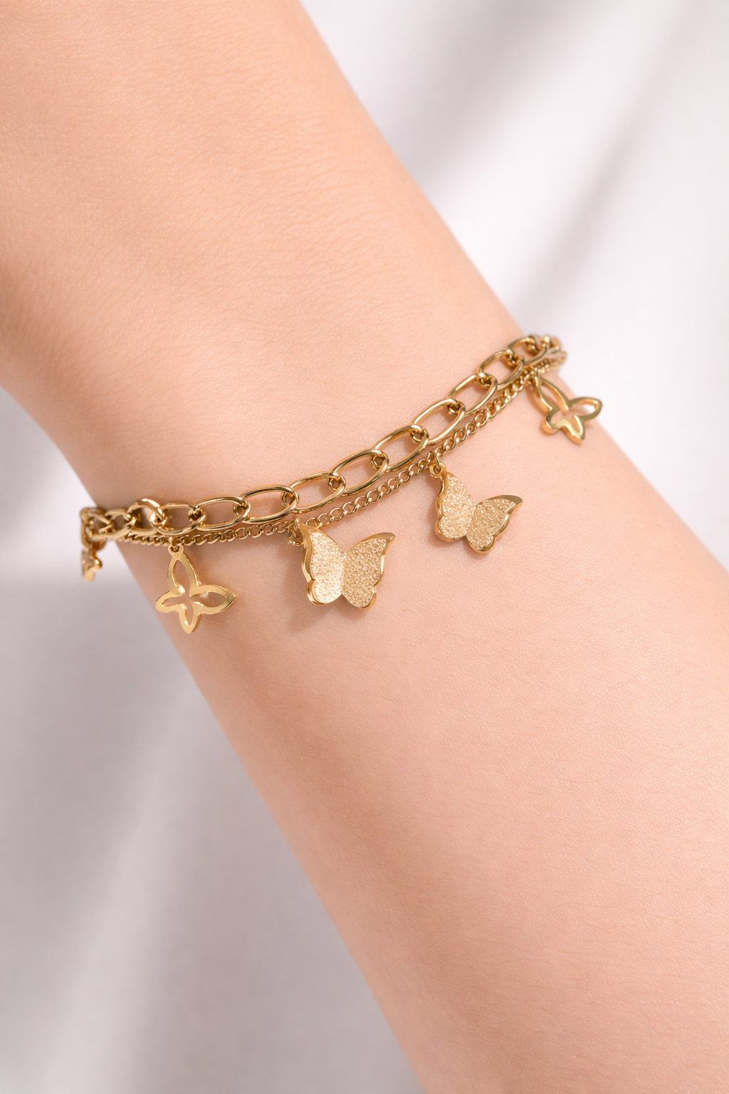 Stylish Gold Butterfly Charm Bracelet for Women – Layered Chain Butterfly Pendant Fashion Bracelet for Girls | Anti Tarnish - Stainless Steel