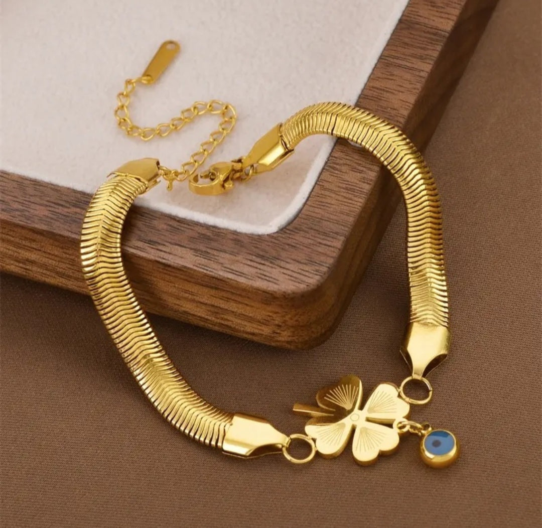 Gold Clover Charm Bracelet | Anti Tarnish - Stainless Steel