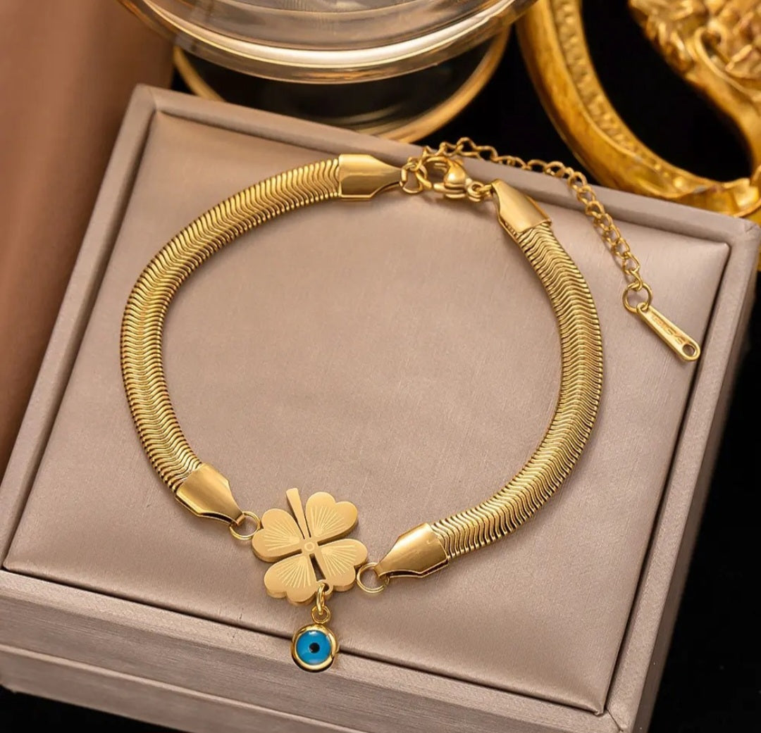 Gold Clover Charm Bracelet | Anti Tarnish - Stainless Steel