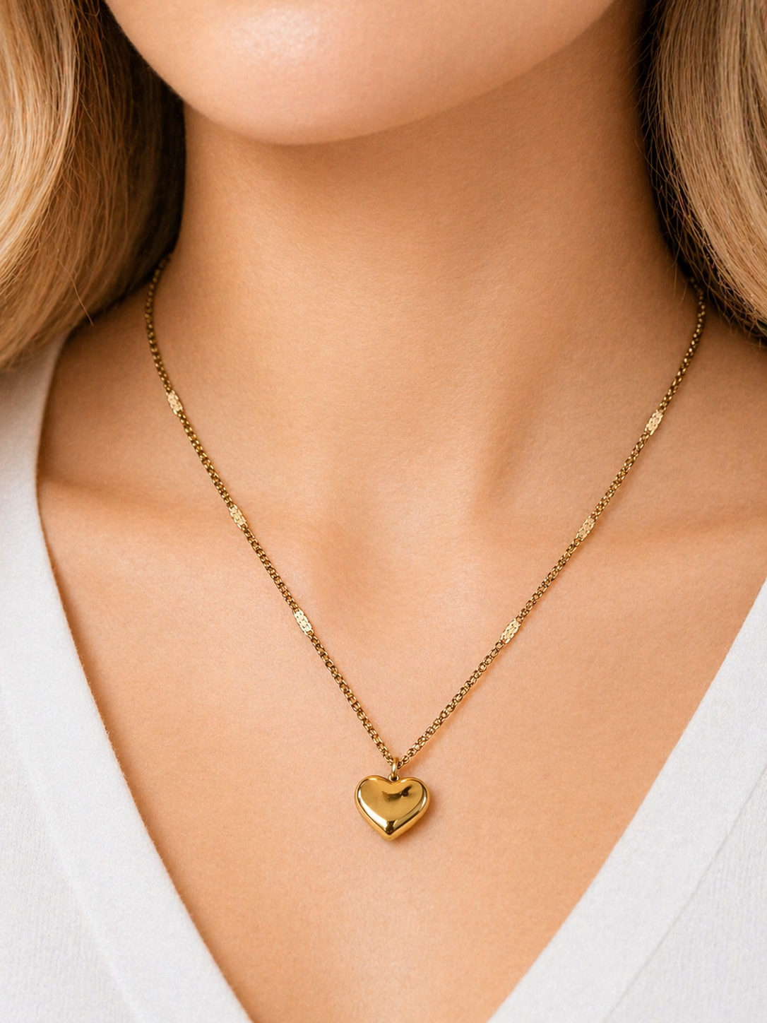 Gold Heart Pendant Necklace | Anti Tarnish - Stainless Steel