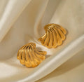 Gold Wave Shell Stud Earrings | Anti Tarnish - Stainless Steel