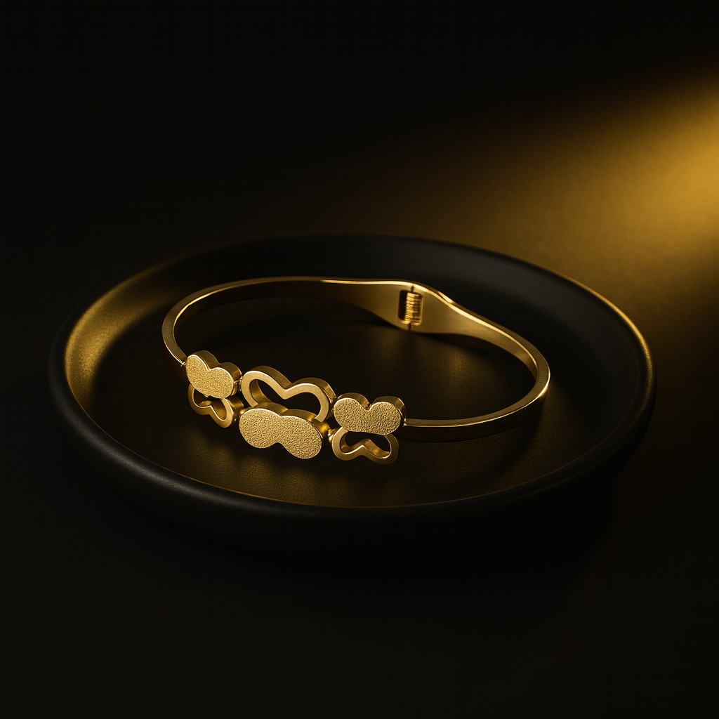 ✨ Golden Butterfly Bangle Bracelet ✨ | Anti Tarnish | Stainless Steel