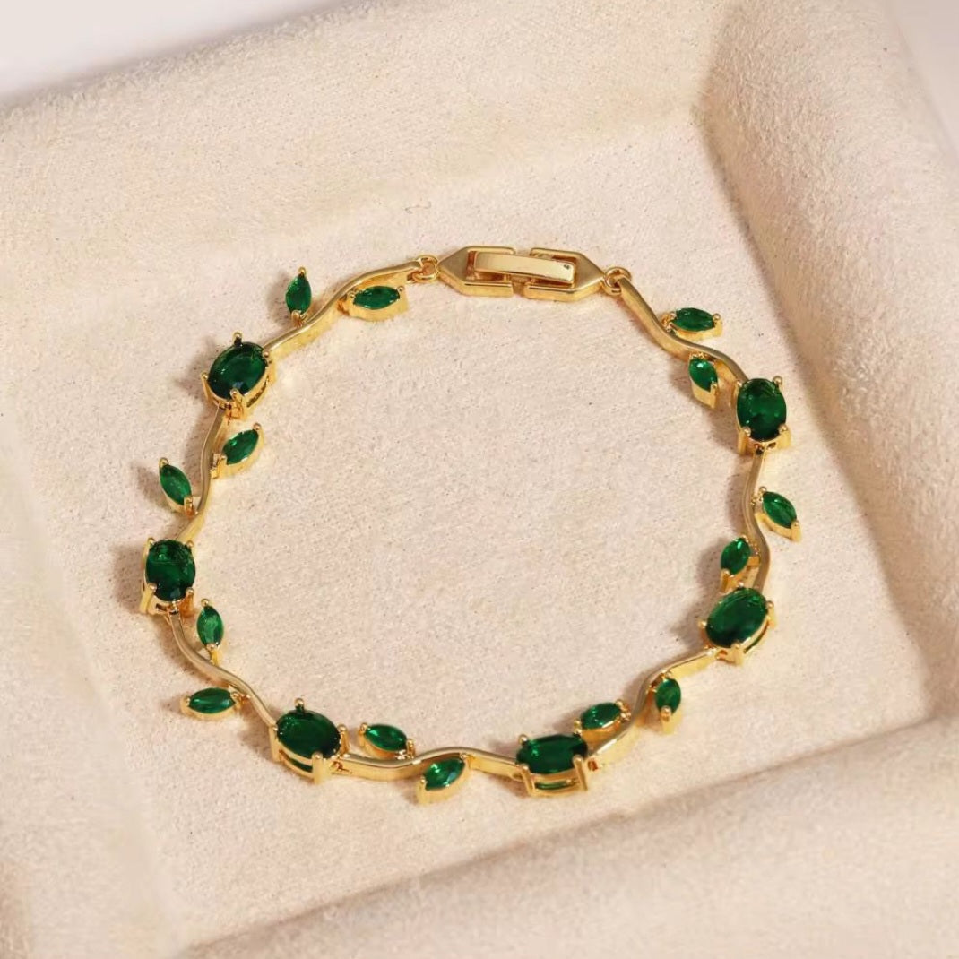 Emerald Crystal Tulip Bracelet | Anti Tarnish - Stainless Steel