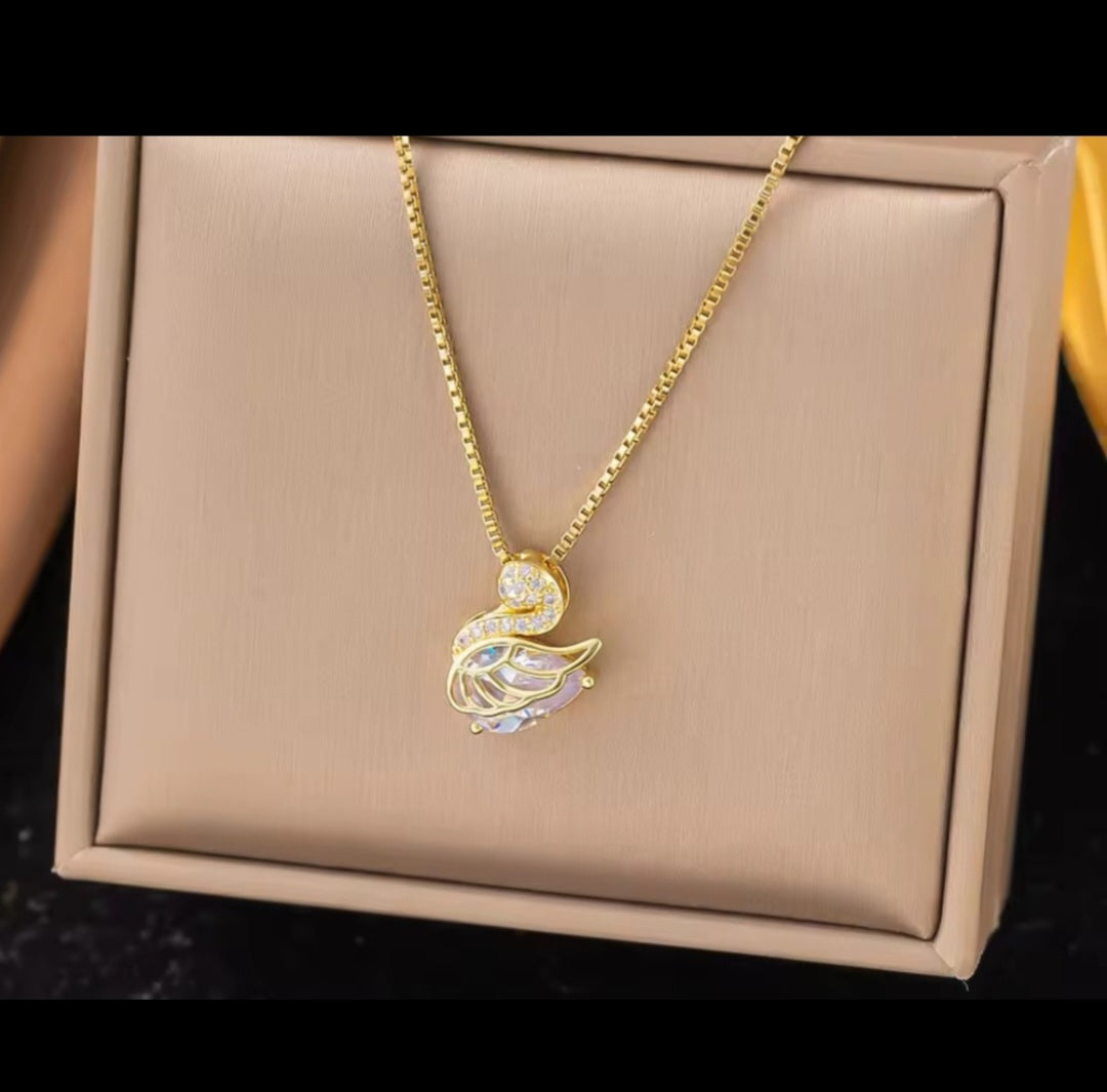 Swan Crystal Necklace | Anti Tarnish - Stainless Steel