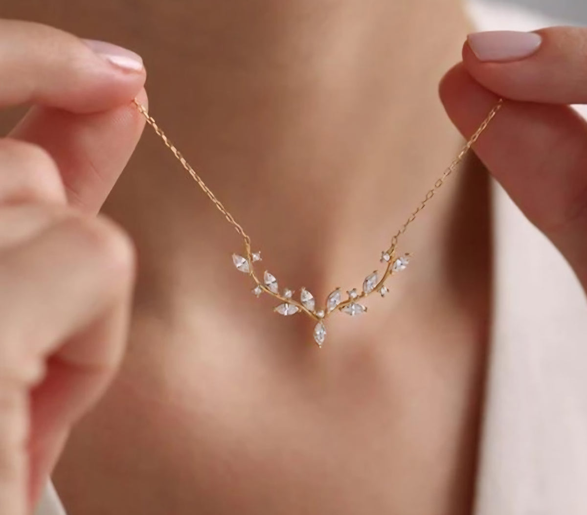 Crystal Vine Necklace - Anti Tarnish - Stainless Steel