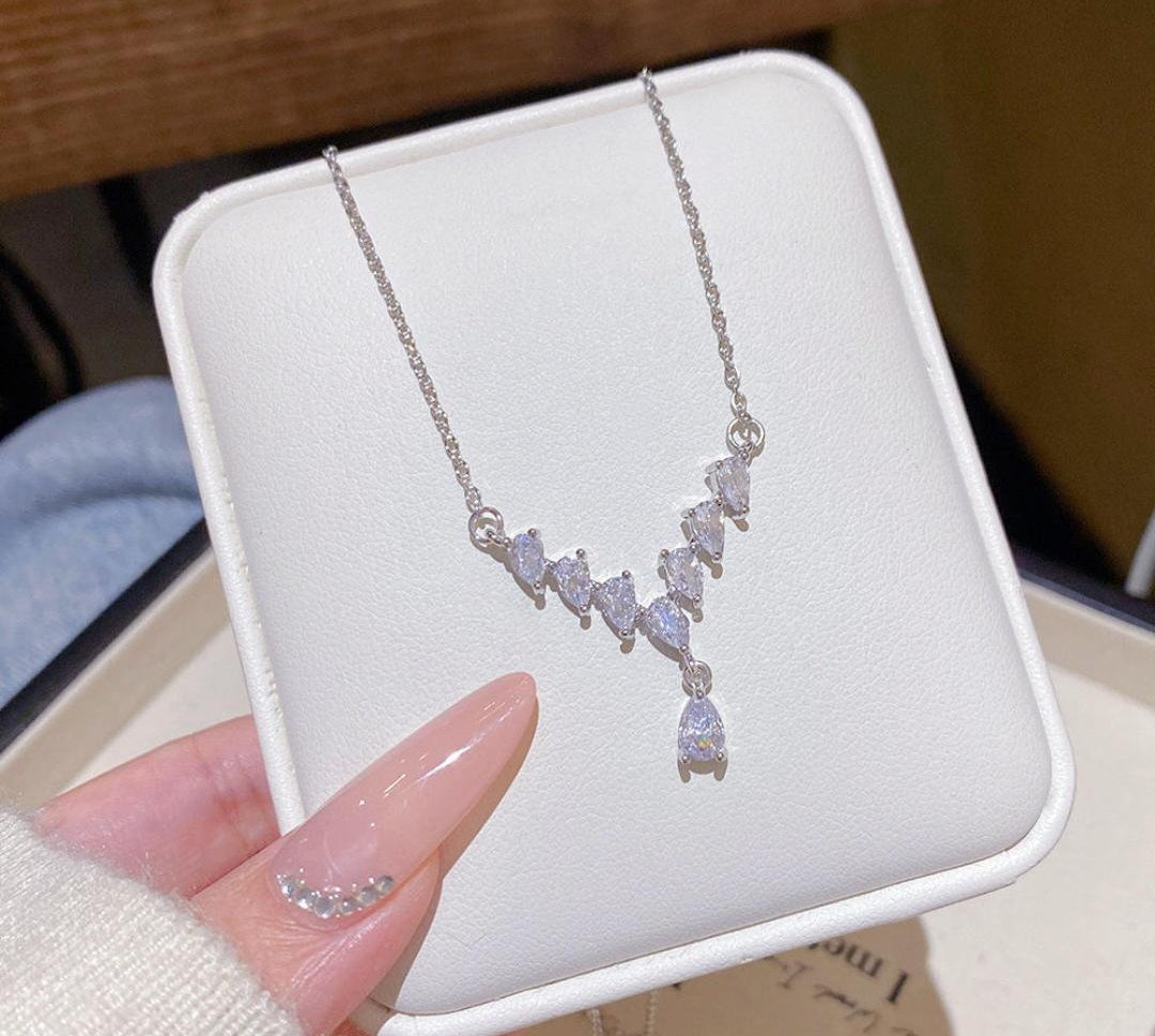 Crystal Drop Necklace - Anti Tarnish - Stainless Steel