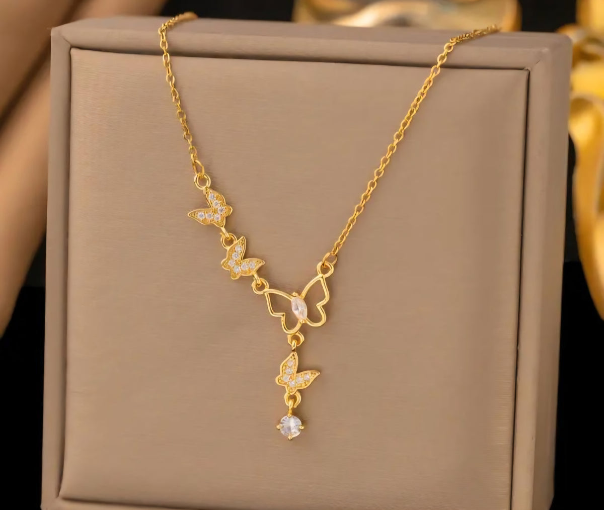 Butterfly Charm Necklace - Anti Tarnish - Stainless Steel