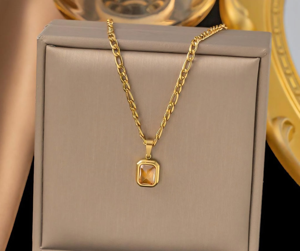 Golden Amber Pendant Necklace - Anti Tarnish - Stainless Steel
