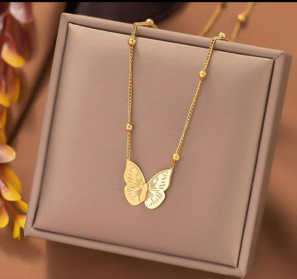 Butterfly Charm Necklace - Anti Tarnish - Stainless Steel