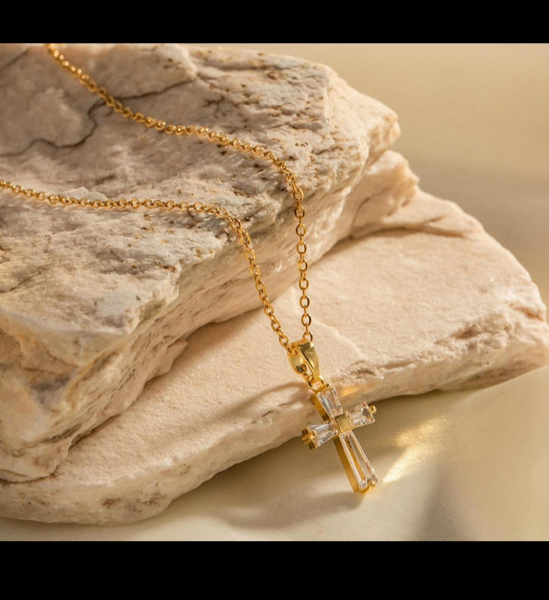 Crystal Cross Necklace - Anti Tarnish - Stainless Steel